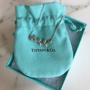 Tiffany’s Paloma Picasso Olive Leaf Vine Necklace